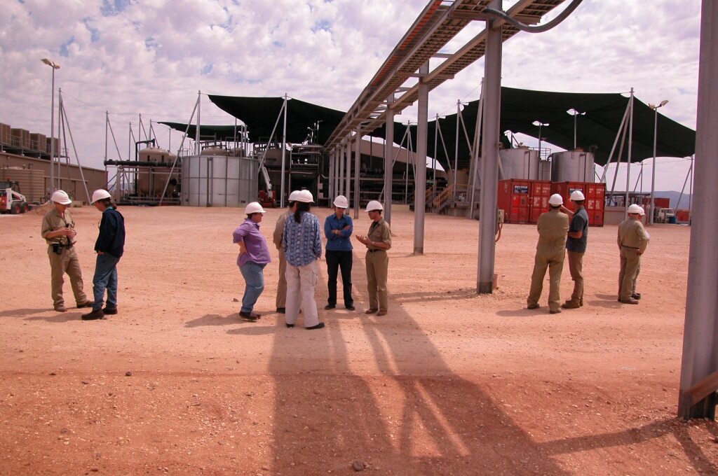 Senators at the Beverley plant, 2002.