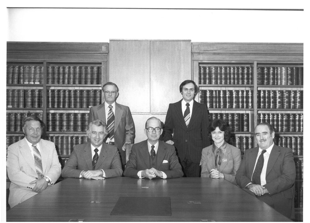 Standing Committee on Education and the Arts, 27 September 1979. Standing L-R: John Lipscombe [Secretary] and Wayne Kathage [Research Officer]. Seated L-R: Senators Mal Colston, Stan Collard, Gordon Davidson [Chair], Susan Ryan and Ted Robertson.