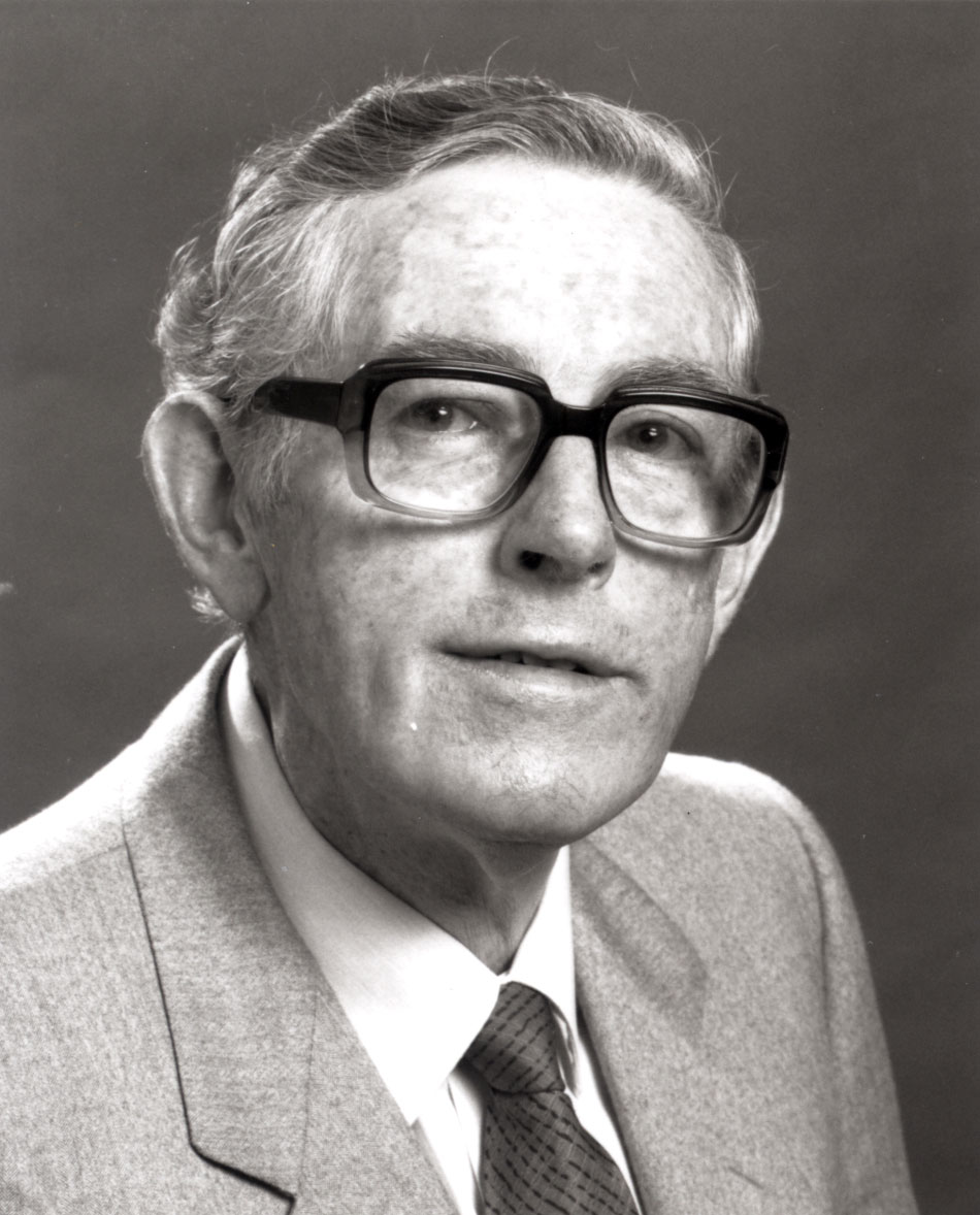 Senator Alan Missen, chair of the  Scrutiny of Bills Committee, 1981–86.  Australian Information Service,   25 February 1986