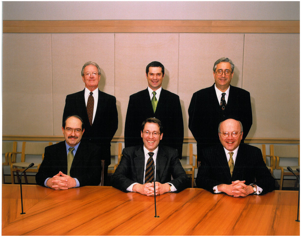 Finance and Public Administration Legislation Committee, 2001. Standing L-R: Senators Ross Lightfoot, Stephen Conroy and Robert Ray. Seated L-R: Senators Andrew Murray [Deputy Chair], Brett Mason [Chair] and George Brandis.