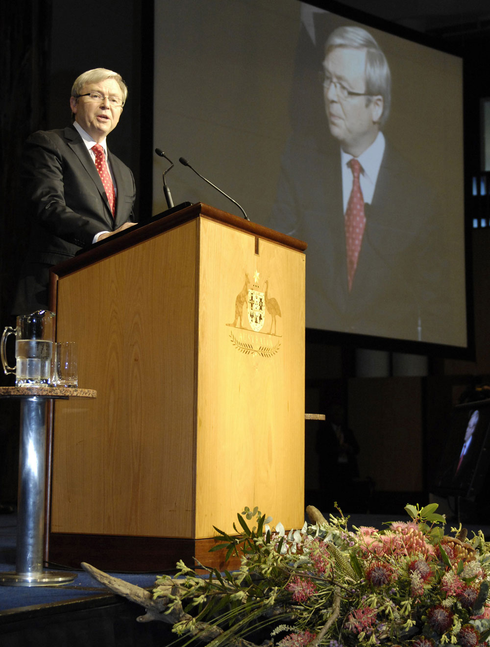 Prime Minister Kevin Rudd, Parliament House, 16 November 2009, DPS Auspic