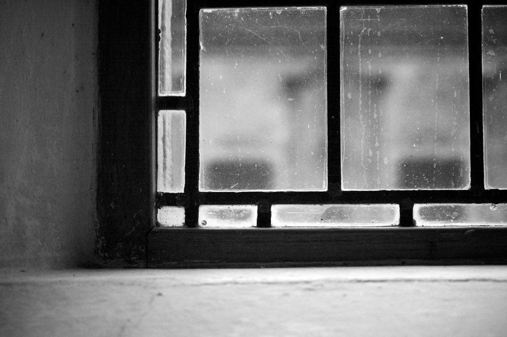 Jannis Andrija Schnitzer, Through a Glass Darkly, 14 July 2010 (CC BY-SA 2.0)