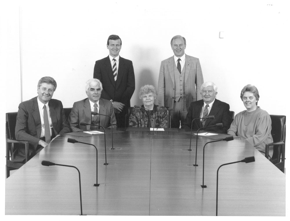 Standing Committee of Privileges, 1990. Standing L-R: Senators John Black and Baden Teague. Seated L-R: Senators Bruce Childs, John Coates, Patricia Giles [Chair], Peter Durack [Deputy Chair] and Janet Powell.